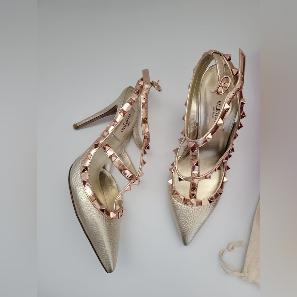 Valentino Rockstud D'Orsay heels